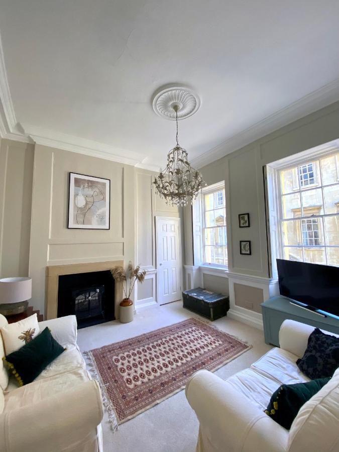 Elegant Georgian Apartment In Bath'S Iconic Centre Екстер'єр фото