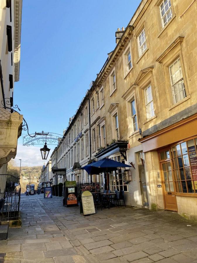 Elegant Georgian Apartment In Bath'S Iconic Centre Екстер'єр фото