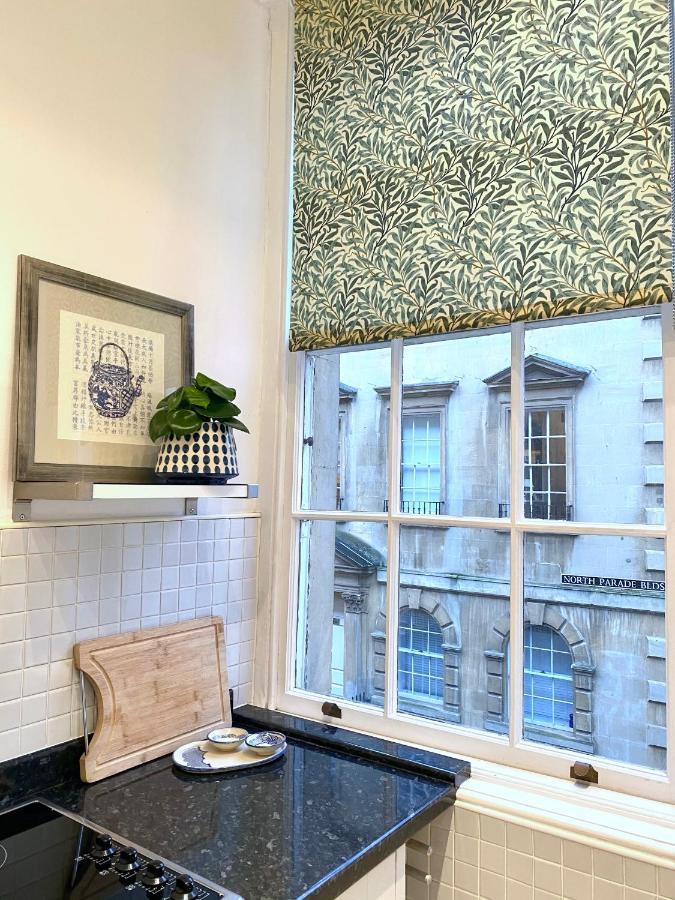 Elegant Georgian Apartment In Bath'S Iconic Centre Екстер'єр фото